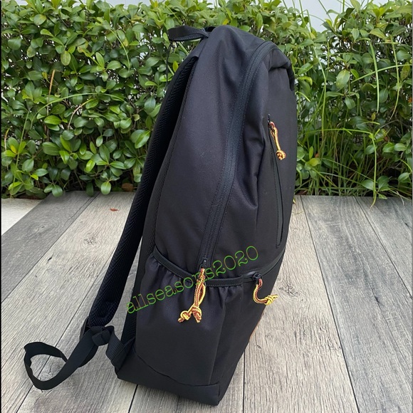 Timberland Men’s Backpack Black Big Logo - Picture 5 of 9